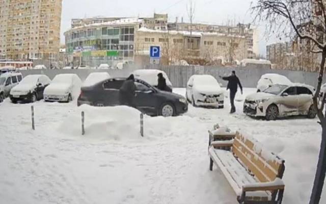 В Тюмени мужчина получил ранение в ходе конфликта со стрельбой из травмата