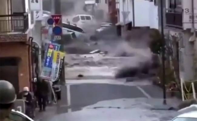 Число жертв подземных толчков в Японии превысило 160 человек