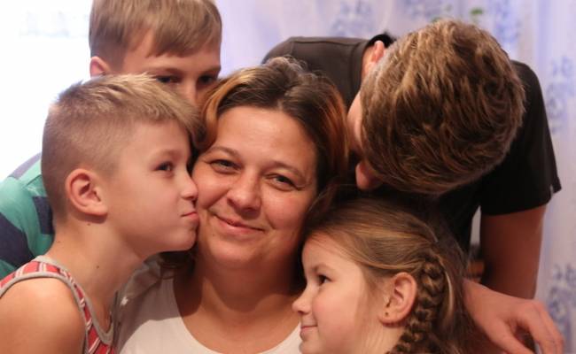 В Госдуме пообещали оперативно закрепить статус многодетных семей