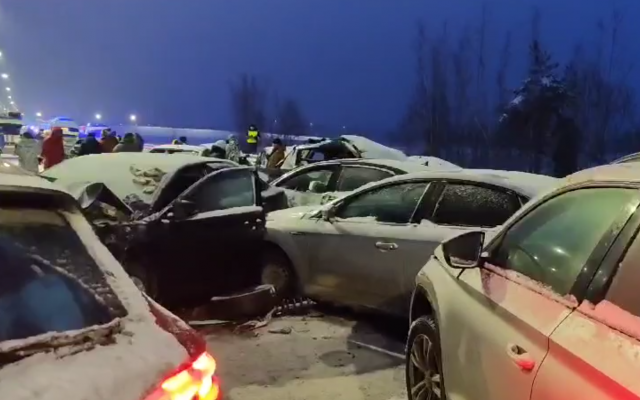 В Кремле оценили массовое ДТП на трассе в Новгородской области