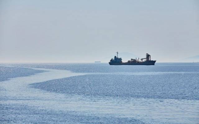 В Оманском заливе вооруженные люди захватили нефтяной танкер