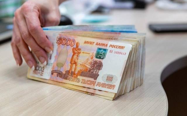 В Москве менеджер переоделся в женскую одежду и украл 18 млн рублей