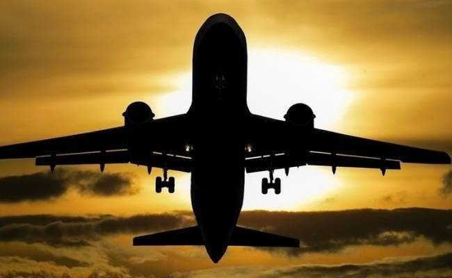 Минимум 17 рейсов задержаны в московских аэропортах из-за непогоды