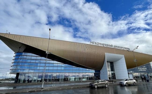 Аэропорт Перми закрыли из-за непогоды