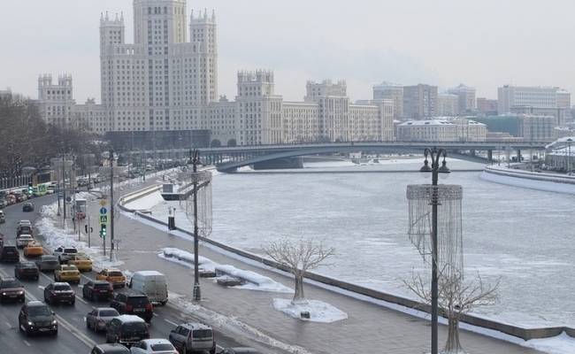Москвичам порекомендовали не пользоваться автомобилями 23 января
