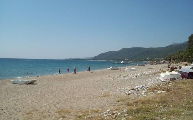 Ребенок, студентка и семеро взрослых. На пляжах Турции нашли уже 9 трупов