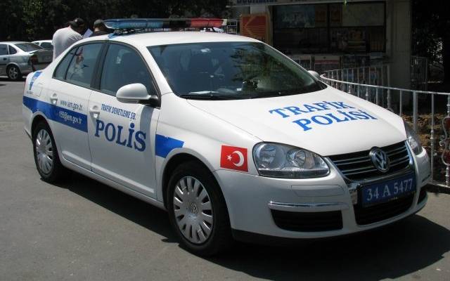 В Турции задержали двух человек, устроивших стрельбу в церкви