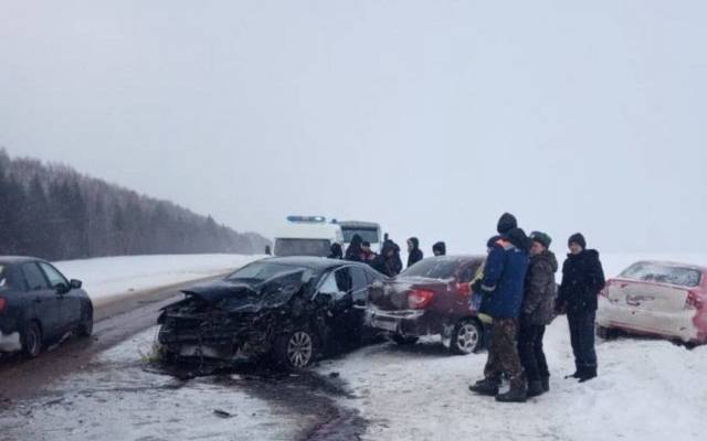 Попавший в ДТП с двумя погибшими глава Минздрава Башкирии вернулся к работе