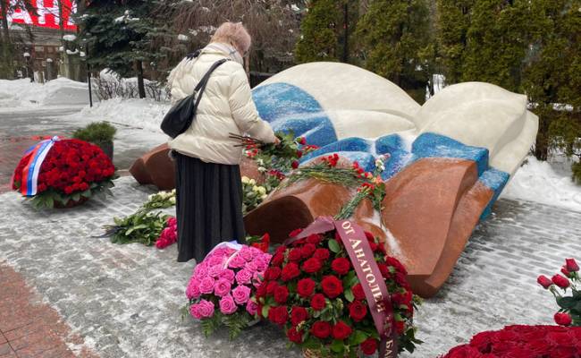 «До сих пор обижаются»: стала известна причина, по которой на могилу Ельцина не пришли самые близкие