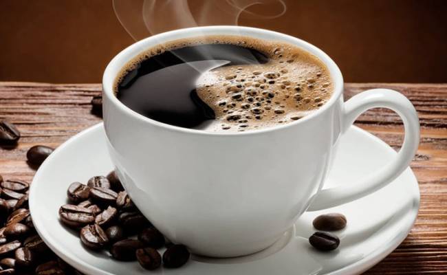 Врач предостерег от употребления четырех чашек кофе в день