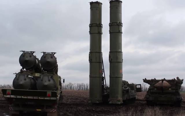 Российские силы ПВО сбили украинский дрон в небе над Брянской областью