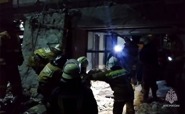 Сотрудники МЧС завершили поисково-спасательные работы в Лисичанске