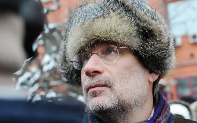 В Москве суд заочно арестовал писателя Бориса Акунина