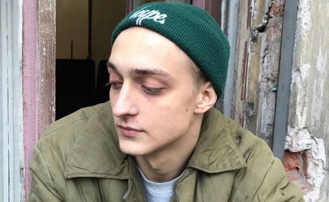 Мать погибшего 27-летнего актера Турутина назвала причину его смерти