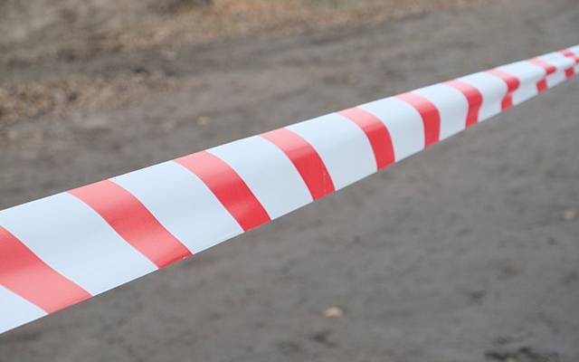 Жительница Петербурга нашла тело парня с воткнутыми в голову перилами