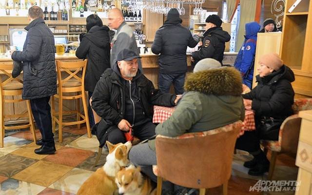 Лед и пламень. Как в «пожаре века» чуть не сгорел «Дом писателей» в Москве