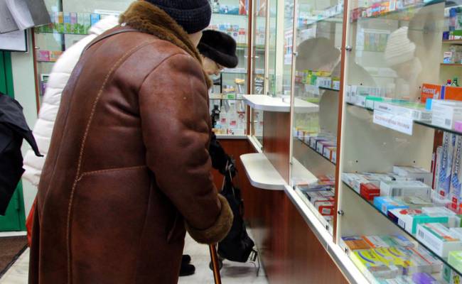 Фармацевты объяснили, почему россияне стали покупать меньше лекарств