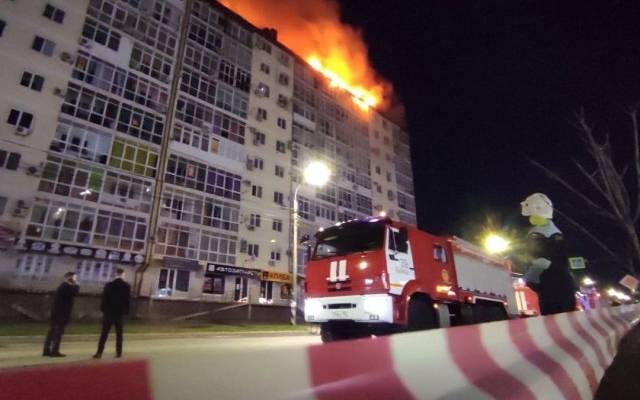 Пожарные в Анапе полностью потушили возгорание в жилой многоэтажке