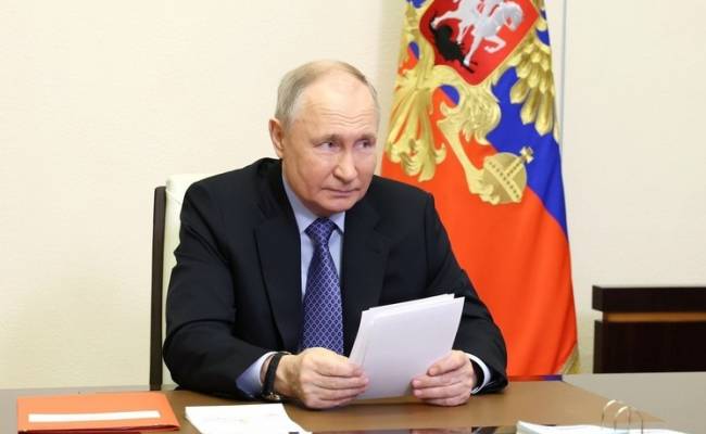 Путин призвал сделать спорт доступным для россиян