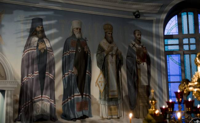 Православные верующие отмечают Сретение Господне