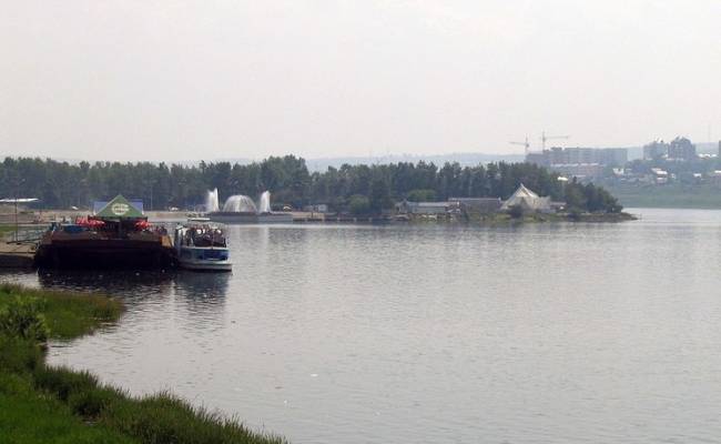 Одна из крупнейших российских рек вышла из берегов