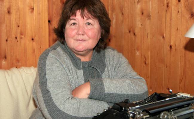Писательница Виктория Токарева заболела коронавирусом