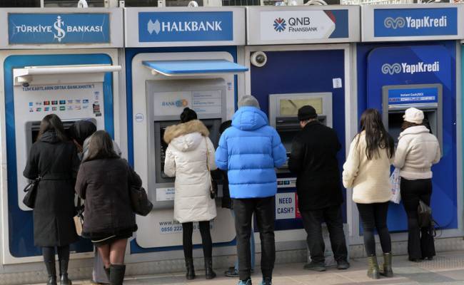Турецкий рандом: россияне столкнулись с проблемами открытия банковского счета