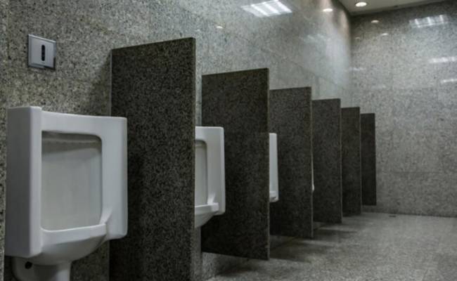 На всемирной выставке в Японии разгорелся скандал из-за непомерно дорогих туалетов