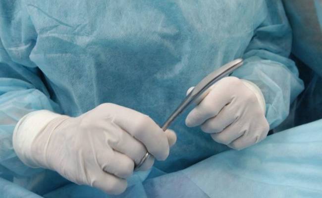 В Москве врачи провели операцию женщине с «хвостом»
