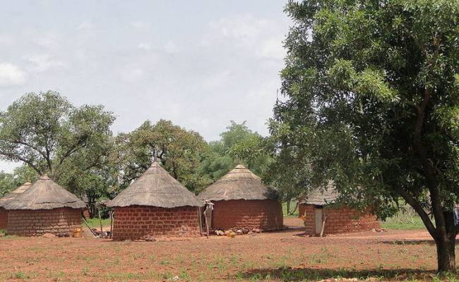 При нападениях на деревни на севере Буркина-Фасо погибли 170 жителей