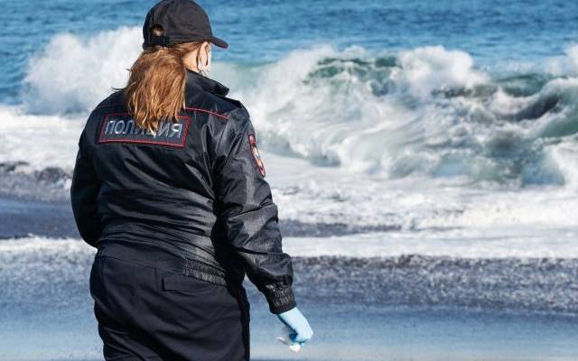 Тело попавшего под лавину на Камчатке волонтёра унесло в океан