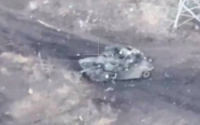 В Сети появилось фото третьего подбитого танка Abrams