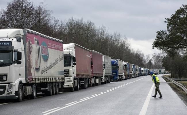 В Польше на границе задержали протестующих украинских водителей