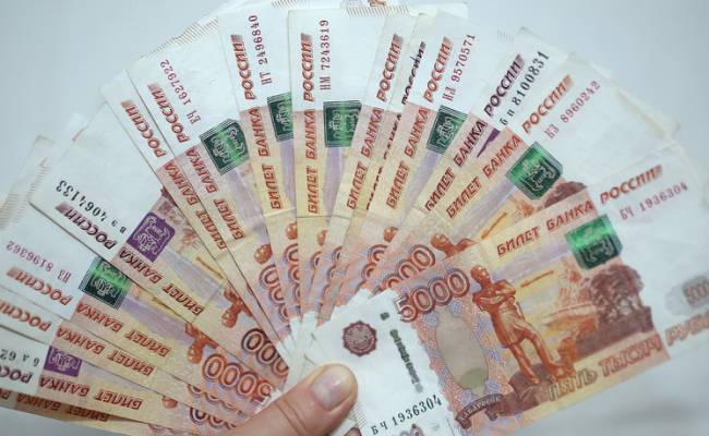 Аналитик Осадчий дал прогноз курса рубля после выборов президента: сильные шоки опасны