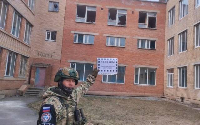 Школы, ясли и женская консультация в Донецке повреждены при атаке ВСУ