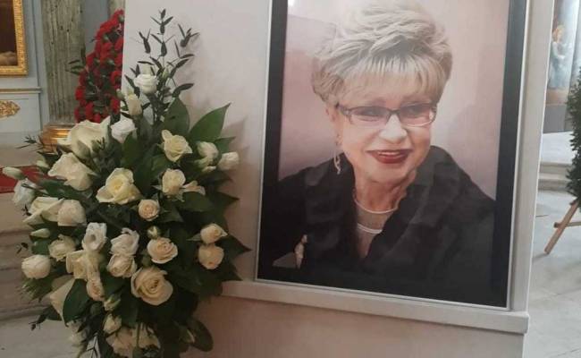 "Хотела встретиться с сыном": как прошли похороны Светланы Моргуновой