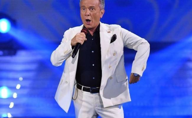 Концерт итальянского певца в Литве отменили из-за его выступления в Кремле