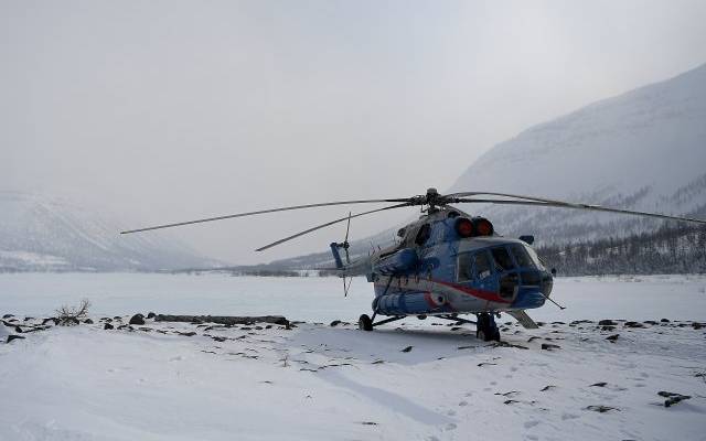 На Ямале вертолет Ми-8 совершил аварийную посадку