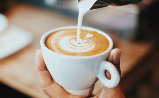 Выявлена связь между питьем кофе и раком кишечника