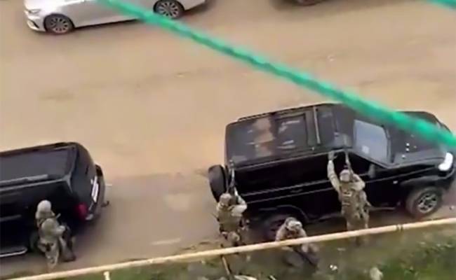В Каспийске силовики завершили операцию по задержанию террористов