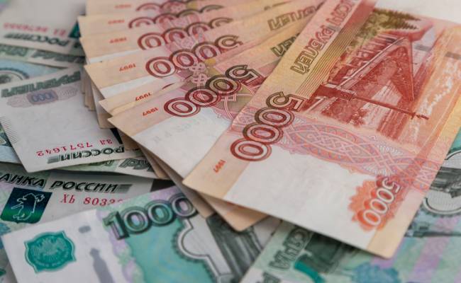 Экономист Беляев рассказал, как безболезненно увеличить МРОТ до 35 тысяч рублей в месяц