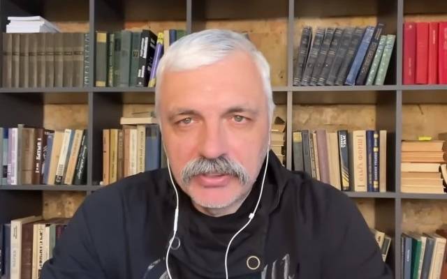 Суд заочно арестовал украинского националиста Корчинского Суд заочно арестовал украинского националиста Корчинского