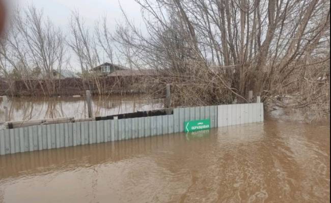 РПЦ: священник помог эвакуировать пациентов подтопленной орской больницы