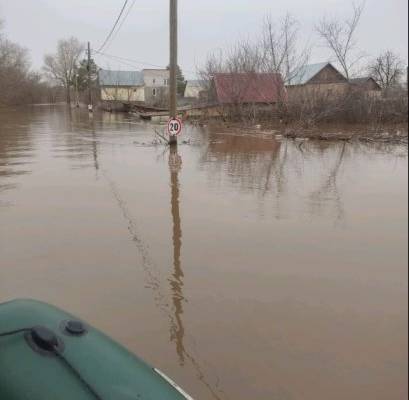 Вода и беда. Эксперты раскрыли, как помогут пострадавшим от паводка в Орске