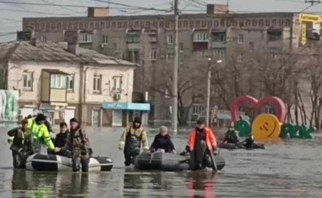 В МЧС сообщили о падении уровня воды на некоторых участках в Орске