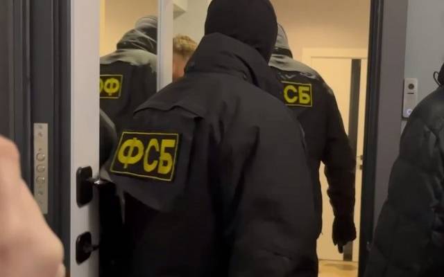 ФСБ заподозрила двух калининградцев в создании диверсионной группы