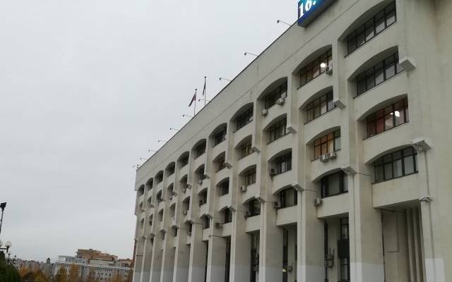 Авдеев прокомментировал попытку поджога здания областной администрации