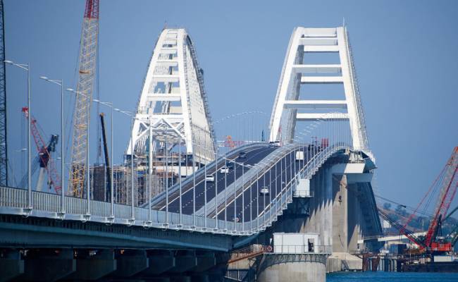 Подъезды к Крымскому мосту свободны