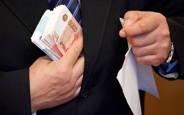 «Ъ»: экс-сотрудник МВД Сатюков обвинен в получении рекордной взятки