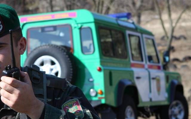 На Украине уклонист сбежал в Венгрию, вырвавшись из рук пограничников
